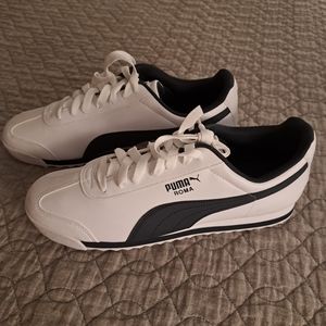 NWOT Puma Roma Men's